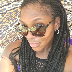 Meet your Posher, Erinn